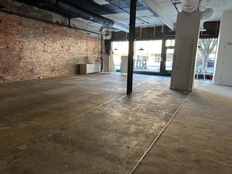 More Photos Of 510-512 Broad St, Rome Office For Sale
