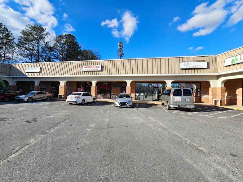 More Photos Of 300 Flint River Rd, Jonesboro Unknown For Lease