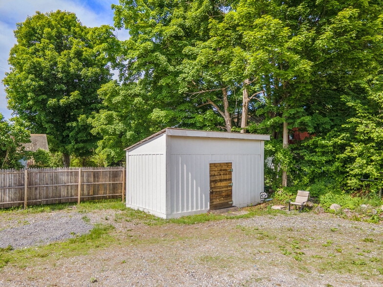 More Photos Of 13 Leonard St, Gansevoort Religious Facility For Sale