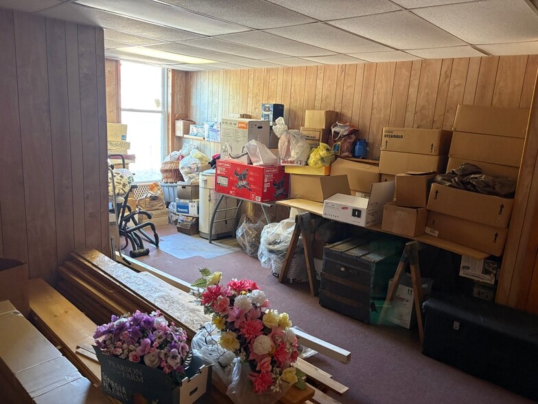 More Photos Of 101 Erie St, Amsterdam Warehouse For Sale