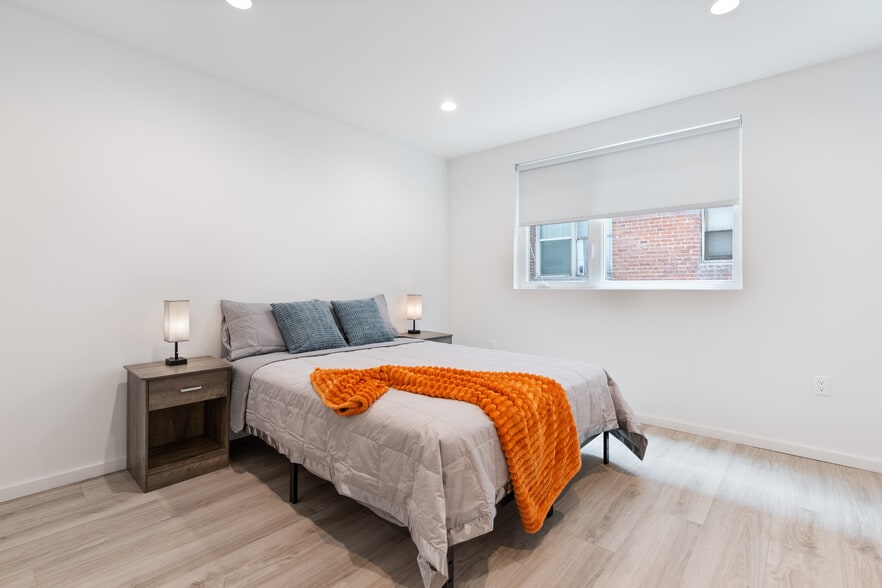 More Photos Of 1035 N Serrano Ave, Los Angeles Apartments For Sale