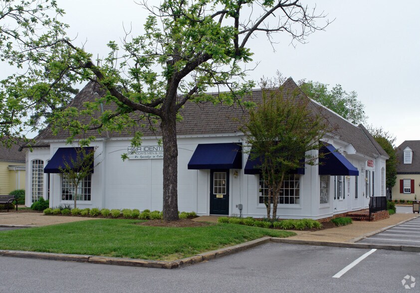 More Photos Of 1220 Sycamore Sq, Midlothian Unknown For Lease