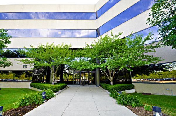 Primary Photo Of 75 Tri State International, Lincolnshire Office For Lease