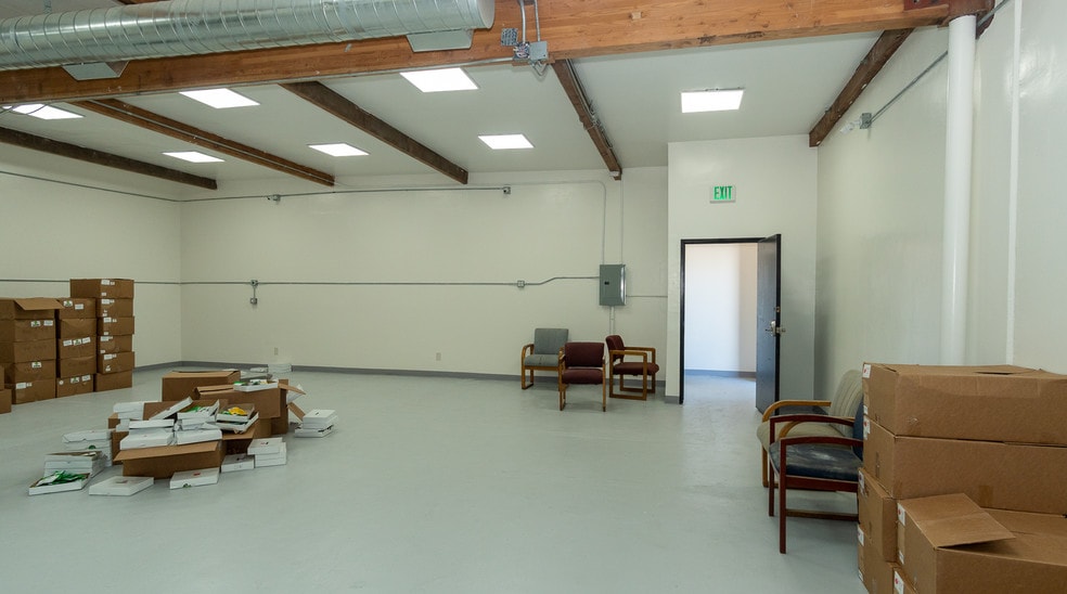 More Photos Of 9212 Mira Este Ct, San Diego Research And Development For Sale