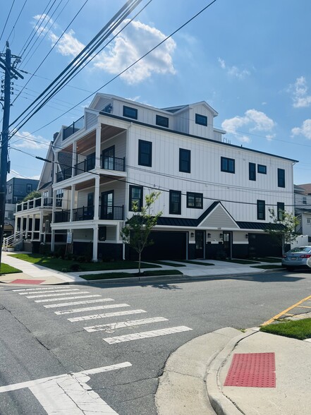 Primary Photo Of 5201 Atlantic ave, Ventnor City Apartments For Sale