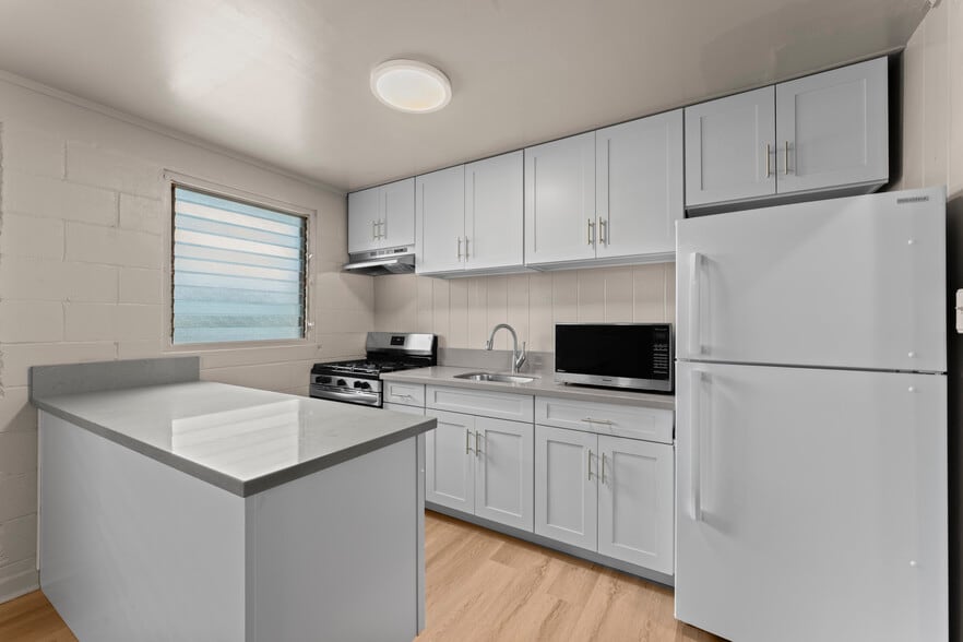 More Photos Of 2105 Algaroba St, Honolulu Apartments For Sale