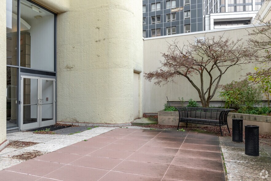 More Photos Of 40 Marietta St Nw, Atlanta Office For Sale