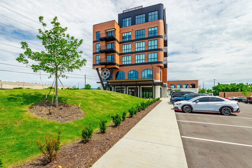 More Photos Of 1620 Riverfront Pky, Chattanooga Apartments For Lease