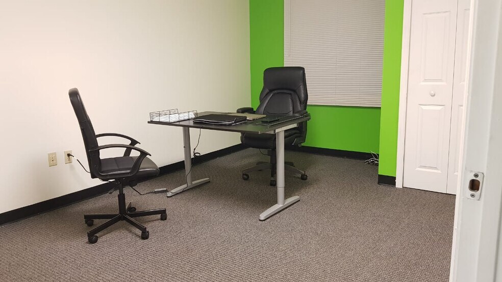More Photos Of 3586 Aloma Ave, Winter Park Office For Sale
