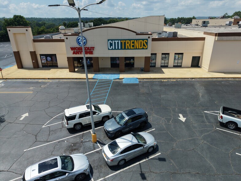 More Photos Of 7501-7641 Crestwood Blvd, Birmingham Unknown For Lease