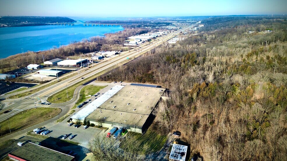 More Photos Of 2500 N Main St, East Peoria Warehouse For Sale