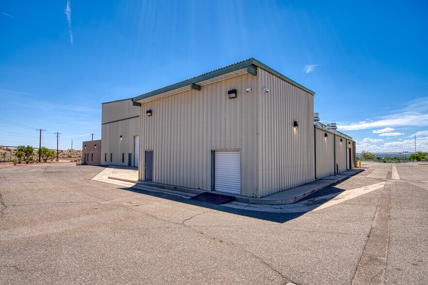 More Photos Of 2810 Karsten Ct SE, Albuquerque Manufacturing For Lease