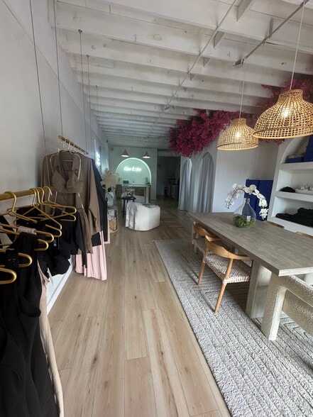 More Photos Of 3227-3233 W Cypress St, Tampa Storefront Retail Residential For Lease