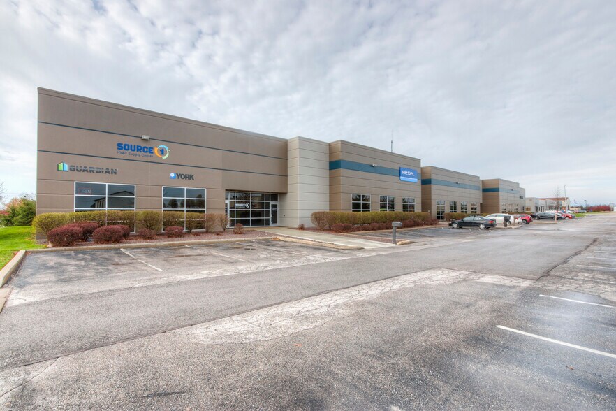 More Photos Of 201-215 Stag Industrial Blvd, Lake Saint Louis Warehouse For Lease