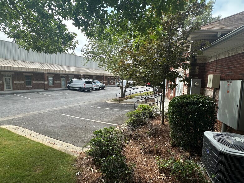 More Photos Of 4462 Bretton Ct NW, Acworth Light Manufacturing For Lease