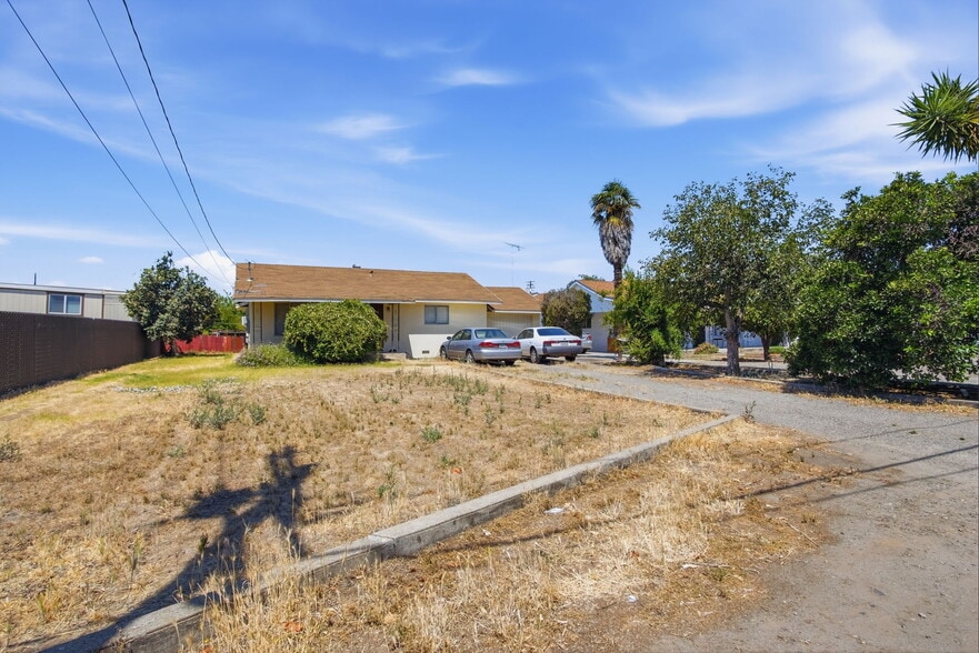More Photos Of 913 Reno Ave, Modesto Land For Sale