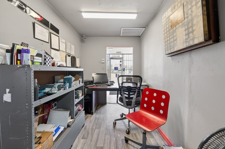 More Photos Of 10090 S Gessner, Houston General Retail For Sale