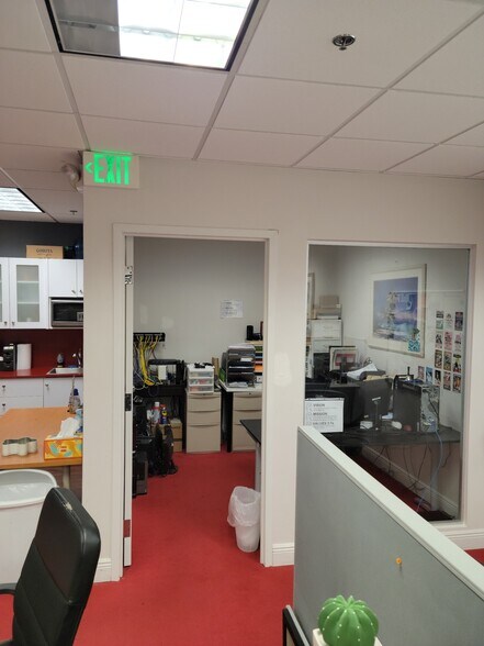 More Photos Of 7771 W Oakland Park Blvd, Fort Lauderdale Office For Lease