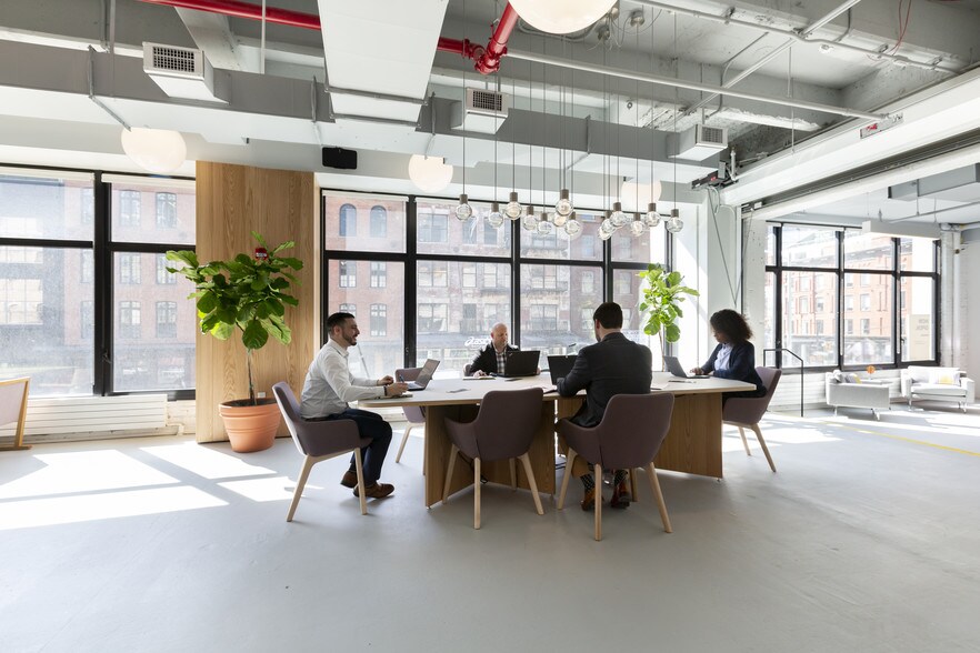 More Photos Of 413-435 W 14th St, New York Coworking Space