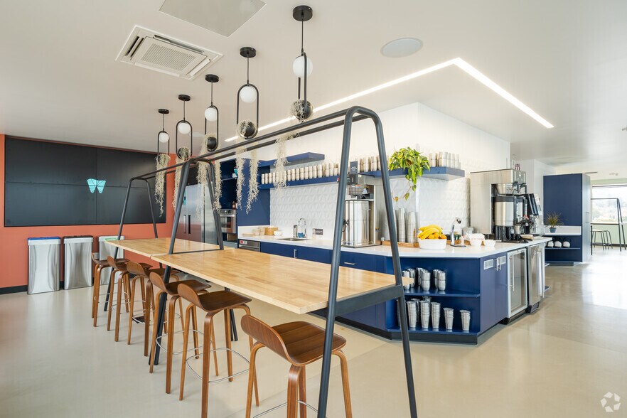 More Photos Of 4 W 4th Ave, San Mateo Coworking Space