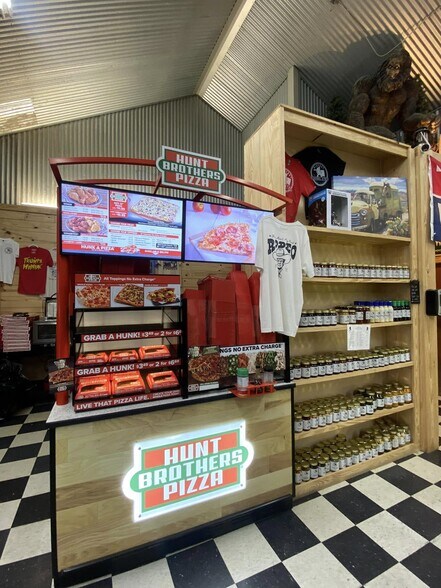 More Photos Of 15877 S US Highway 259, Haworth Convenience Store For Sale