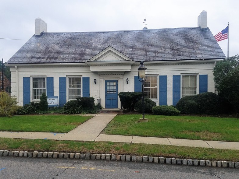 More Photos Of 1059 Bloomfield Ave, West Caldwell Bank For Lease