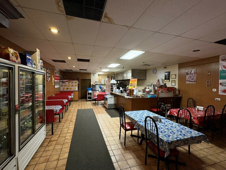 More Photos Of 30-34 E Frederick St, Walkersville Restaurant For Sale