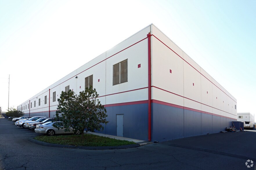 More Photos Of 91-280 Hanua St, Kapolei Warehouse For Lease