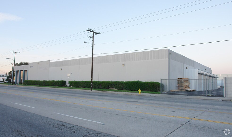 More Photos Of 15700 S Figueroa St, Gardena Manufacturing For Lease