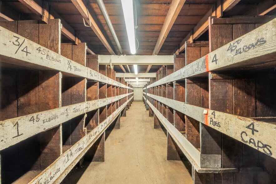 More Photos Of 4332 33rd St, Long Island City Industrial For Sale
