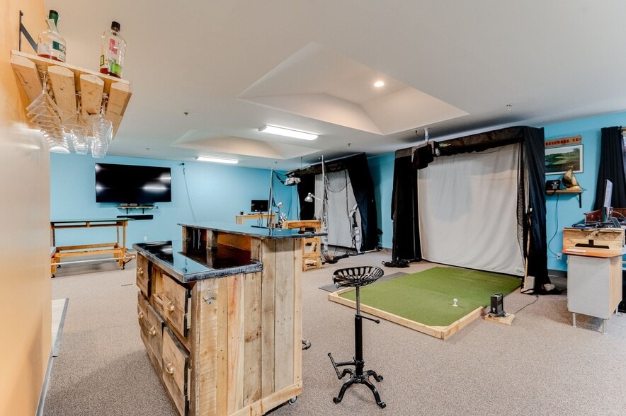 More Photos Of 11979 Cr-11, Burnsville Office For Sale