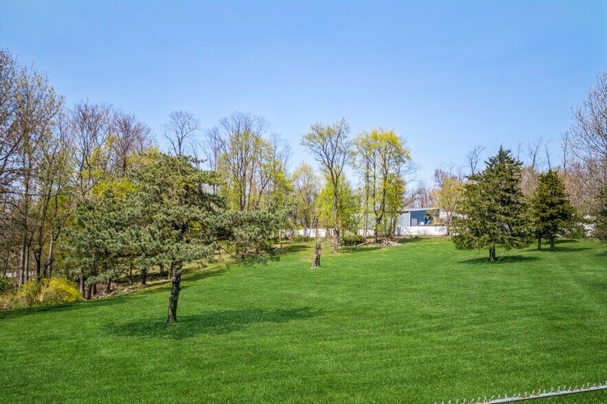 127133 Old Rt 9, Fishkill, NY 12524 Apartments For Sale