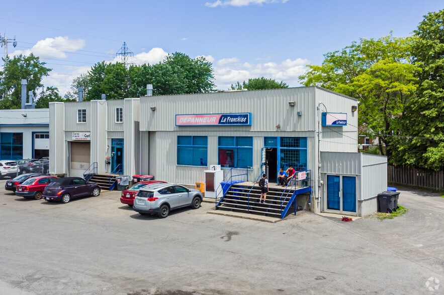More Photos Of 205-207 Rte De Lotbinière, Vaudreuil-dorion Auto Repair For Sale