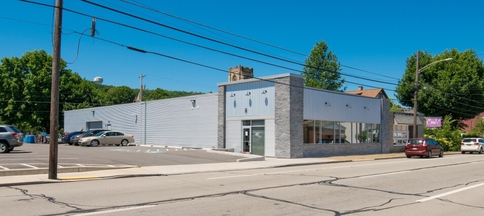 More Photos Of 1230 4th Ave, Coraopolis Freestanding For Lease