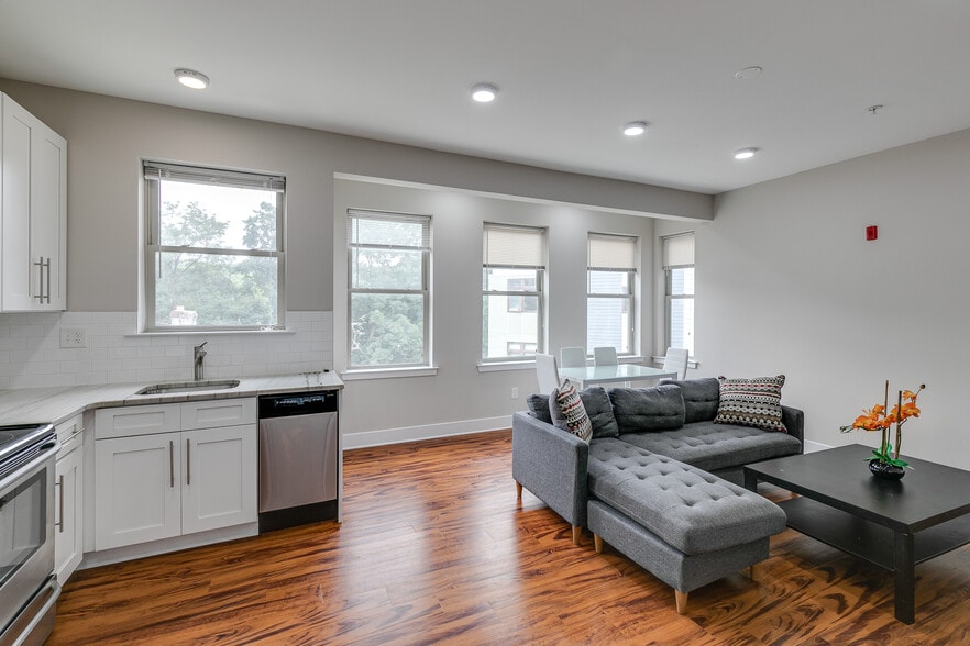 More Photos Of 549 E Armstrong St, Philadelphia Apartments For Sale