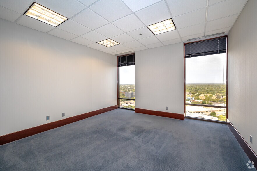 Photo of 18th Floor Ste 1850