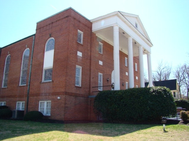 More Photos Of 338 Roanoke Ave, Roanoke Rapids Religious Facility For Sale