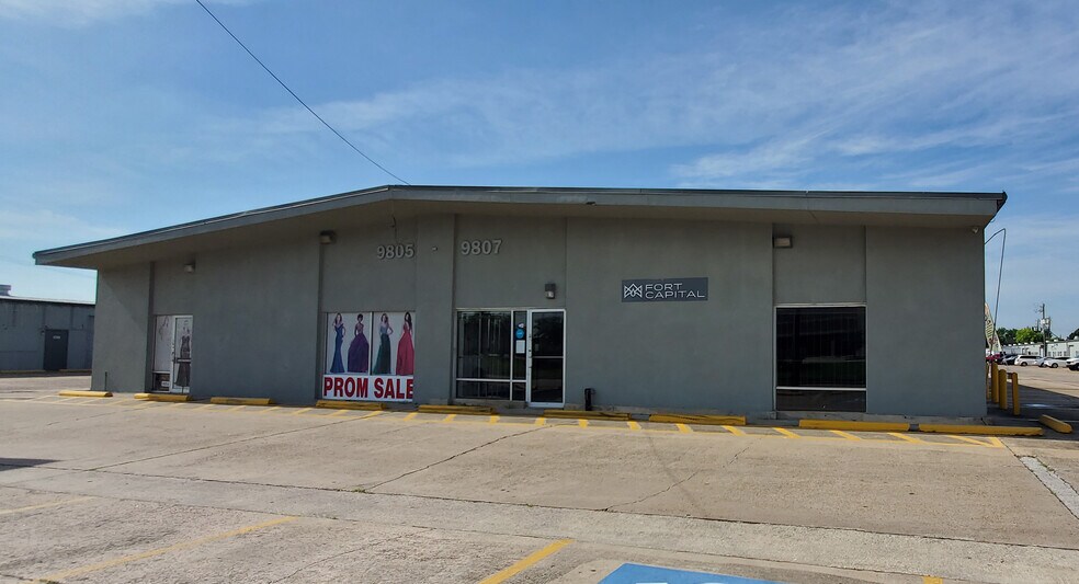More Photos Of 9805 Harwin Dr, Houston Warehouse For Lease