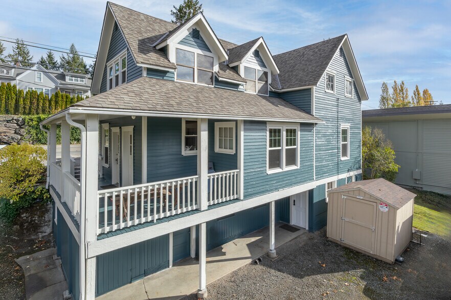 More Photos Of 19679 Front St, Poulsbo Office For Sale