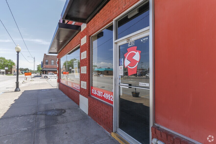 More Photos Of 140 E Main St, Pawhuska Storefront Retail Office For Sale