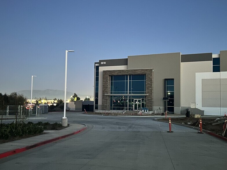 More Photos Of 2610 E Alessandro Blvd, Riverside Distribution For Lease