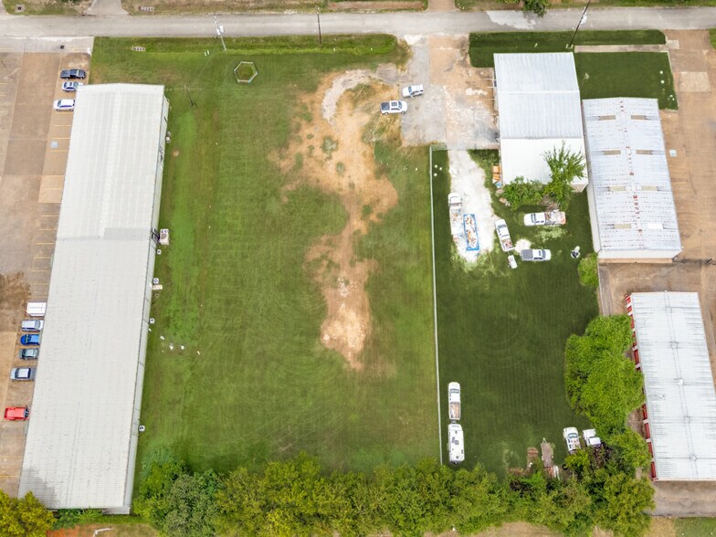 More Photos Of 12122 Knigge Cemetery Rd, Cypress Warehouse For Lease