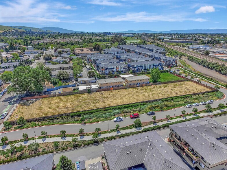 More Photos Of 29495 Dixon St, Hayward Land For Sale