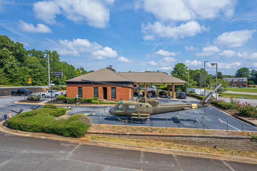 More Photos Of 9045 Hickory Flat Hwy, Woodstock Bank For Sale