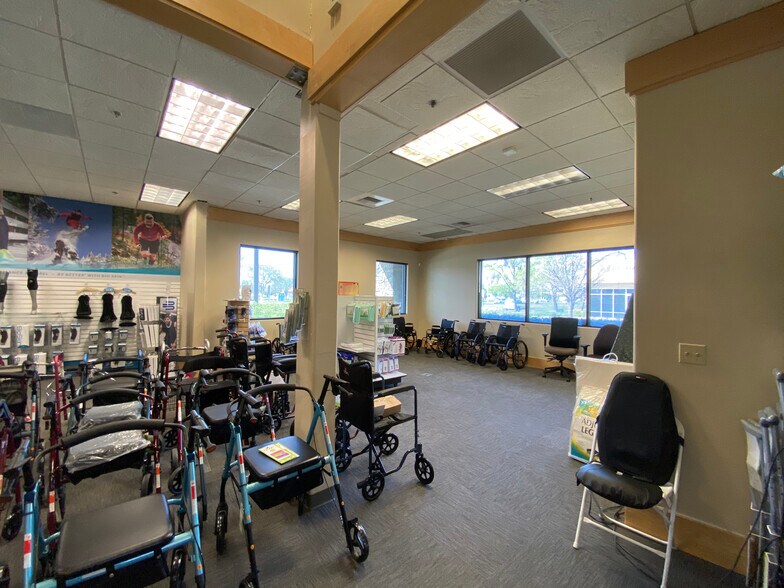 More Photos Of 1547 E March Ln, Stockton Bank For Lease