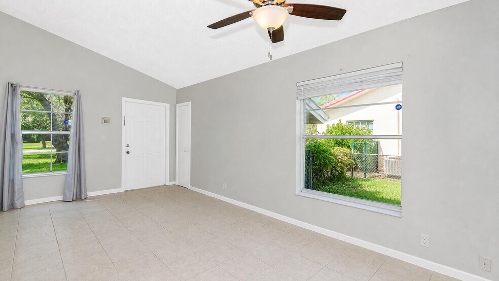 More Photos Of 11281 NW 39th St, Coral Springs Multifamily For Sale