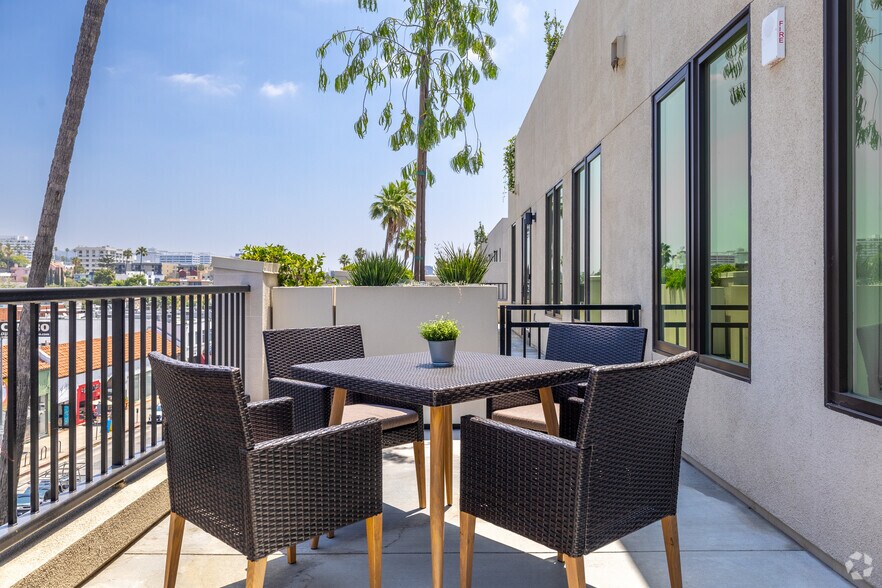 More Photos Of 7520-7566 W Sunset Blvd, Los Angeles Apartments For Lease
