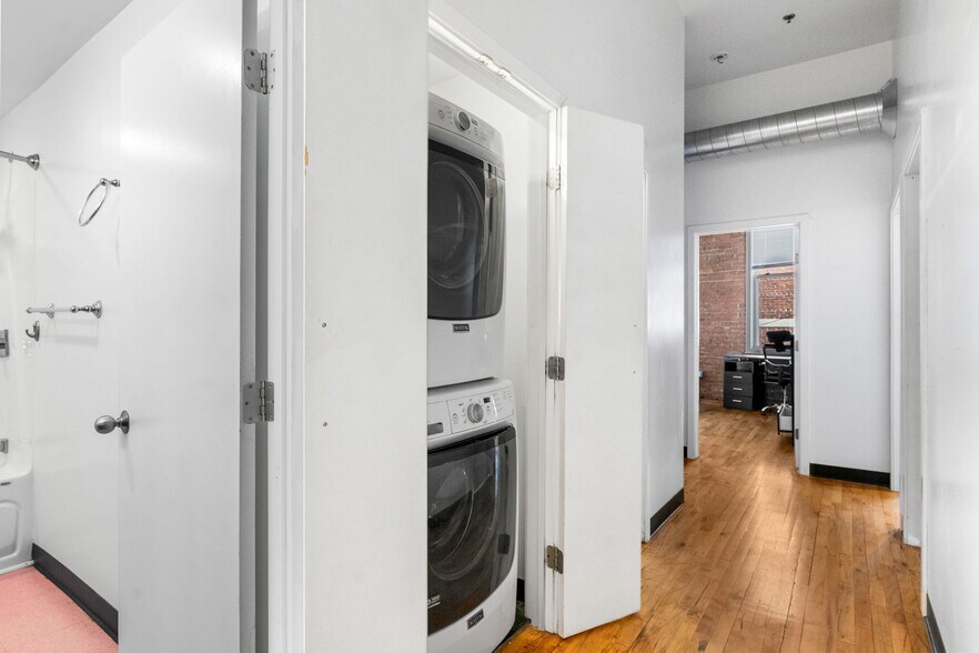More Photos Of 123 Court St, Binghamton Apartments For Sale