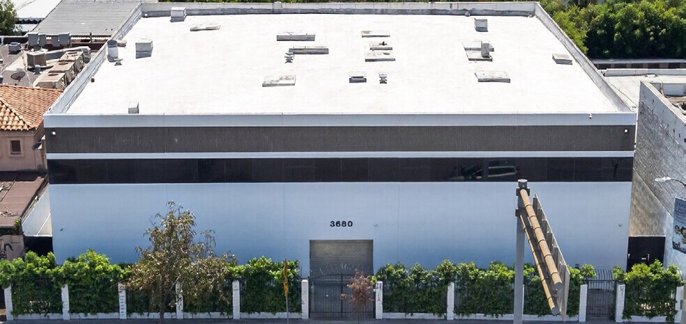 More Photos Of 3680 Beverly Blvd, Los Angeles Loft Creative Space For Lease