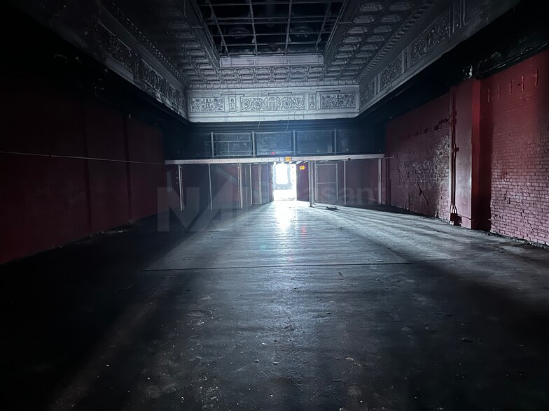 More Photos Of 328 S Main St, Akron Restaurant For Sale